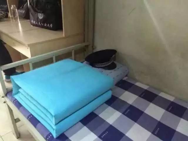 這個學(xué)校的男生宿舍火了！女同學(xué)都喊著要嫁