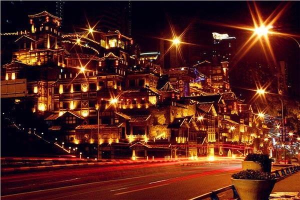 不要溫和地走進那個良夜 因為夜太美！