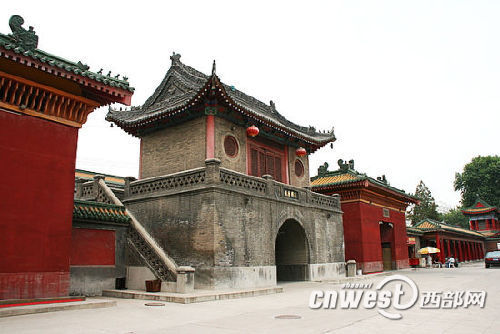 三位印度高僧曾于開元年間在大興善寺譯經(jīng)宏法,其中善無畏更是被唐玄宗尊為國師。