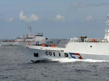 臺“海巡署”13日派500噸級連江艦和600噸級的花蓮艦赴釣魚島海域進(jìn)行操演