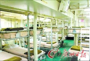 航母上的水兵宿舍。（資料圖片）