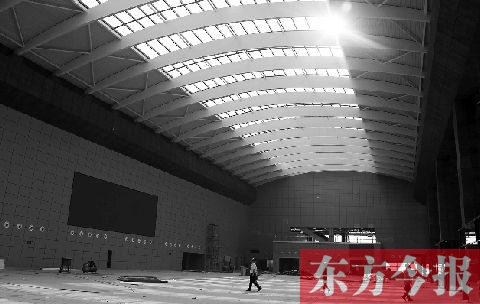 作為高鐵鄭州東站最重要的配套工程，鄭州綜合交通樞紐公路客運(yùn)站的裝修工作即將完成，預(yù)計(jì)今年9月底與鄭州