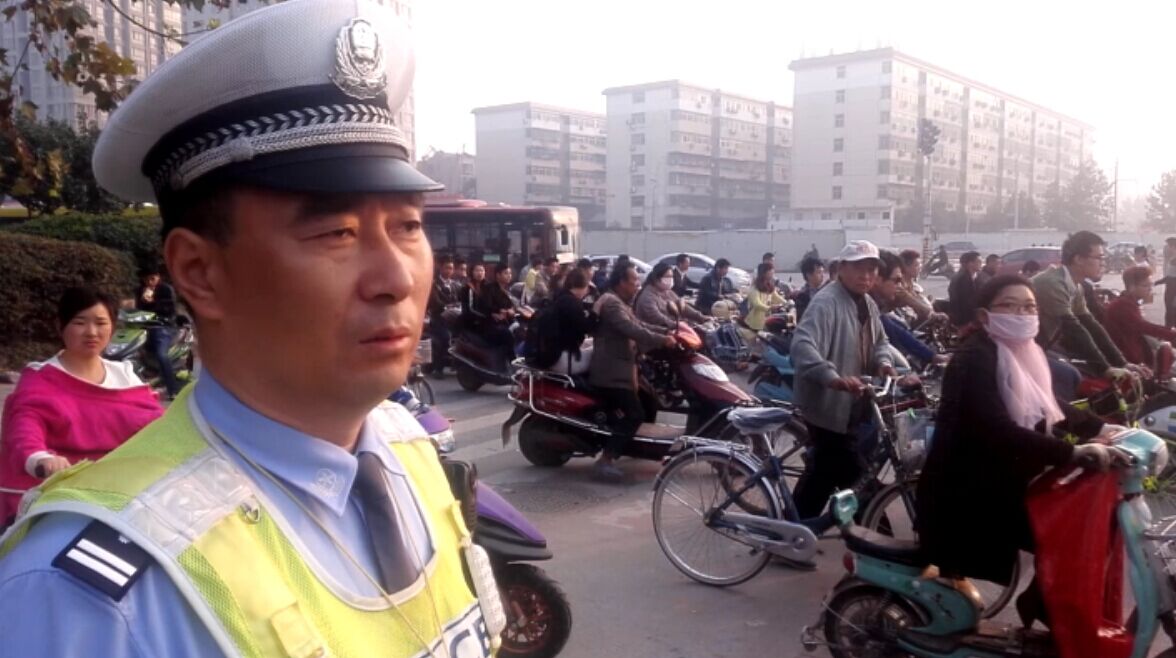 上班表情：1逗2羞3怕 你是哪個(gè)？