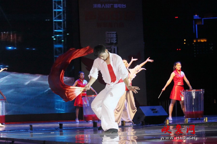 河南人民廣播電臺(tái)聲動(dòng)中原頻率推介會(huì)---舞動(dòng)青春篇