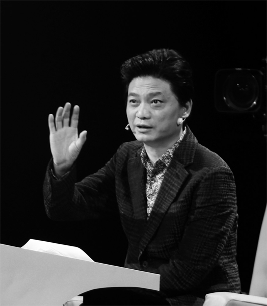 “希望女兒最好永遠(yuǎn)不要交男朋友，最好把父親當(dāng)男朋友。”崔永元笑說(shuō)。