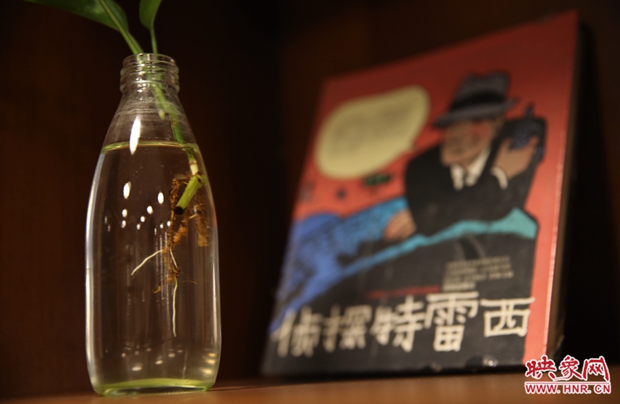 書(shū)店內(nèi)的裝飾。
