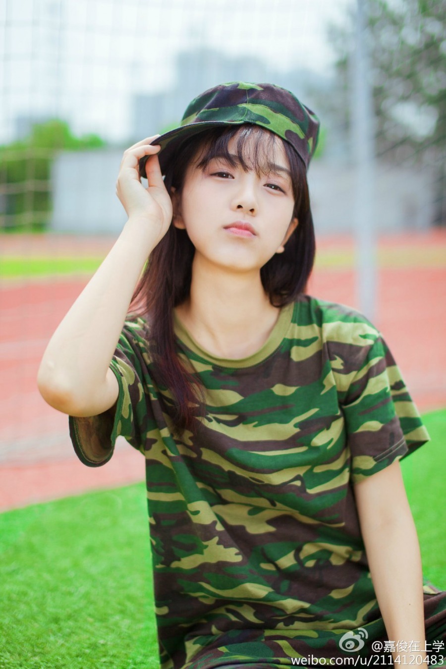浙大軍訓女神曝光 素顏照清純美麗動人